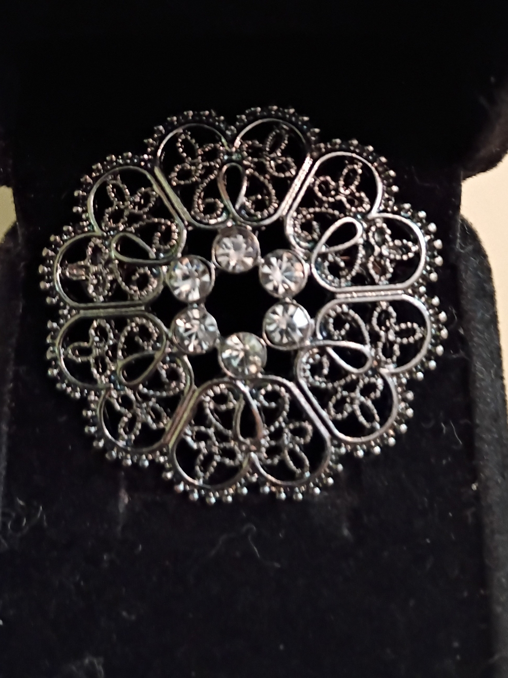 3 Vintage Brooch Pins Marcasite Pearl CZ - Bird Flower Pearl, Very Good Cond! - Picture 5 of 12